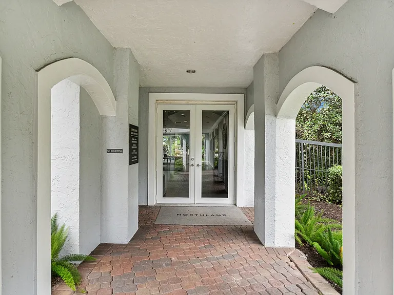 Cypress Shores — Photo 11