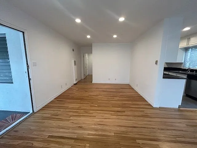 943 5th St #1 — Photo 18