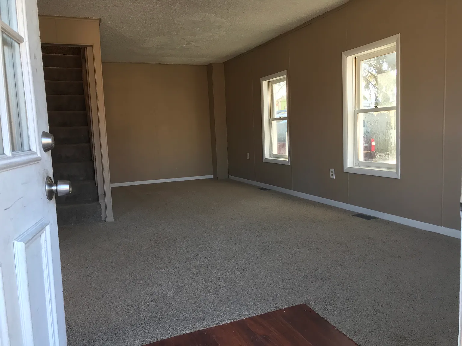 3 bed, 1008 sqft, $995 — Photo 3