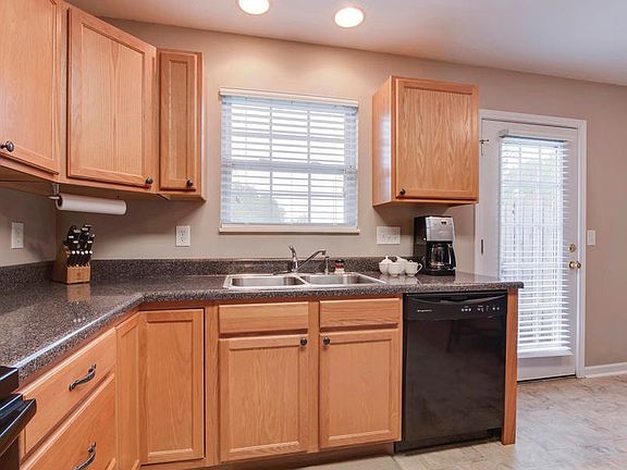 5th image of 4826 Poplar Crest Way #7