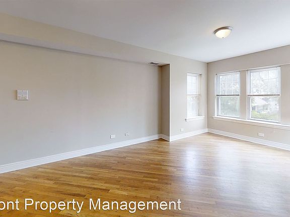 4th image of 4944 N Christiana Ave APT 3S