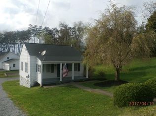 152 Bunker Hill Rd, Aliquippa, PA 15001