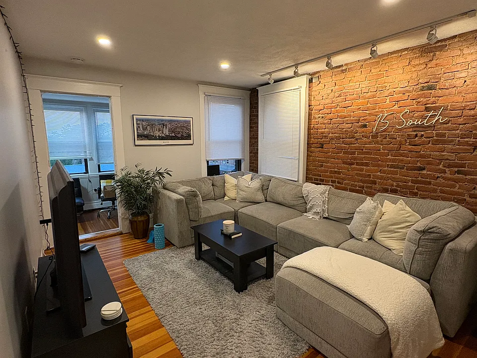 15 South St #6