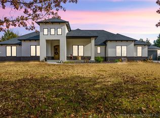 170 Bayshore Dr, Sand Springs, OK 74063