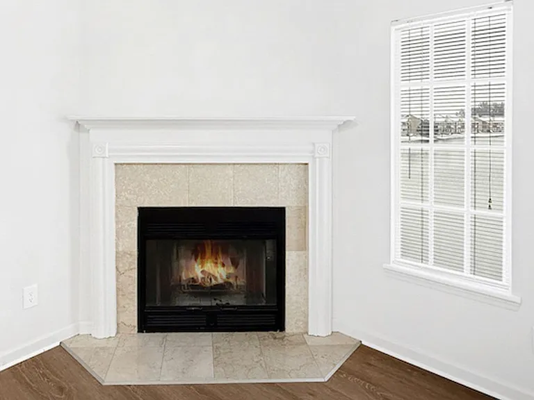 400 Beachfront Dr — Photo 21
