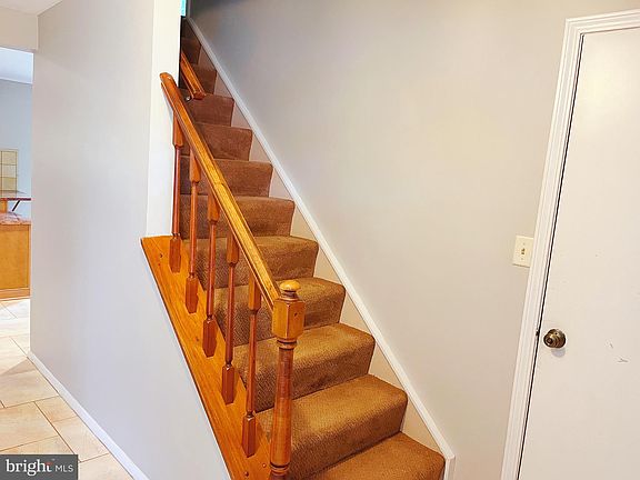 3rd image of 7710 Ivy Oak Dr