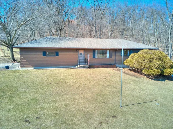 1065 222nd Dr, Boone, IA 50036