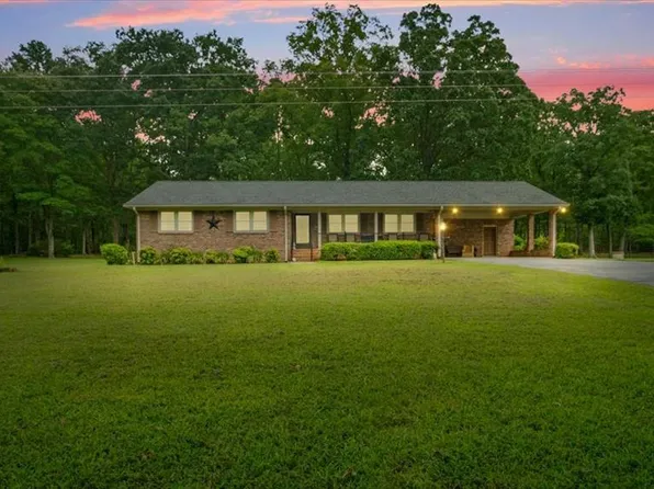 583 Noblin Farm Rd, Clarksville, VA 23927
