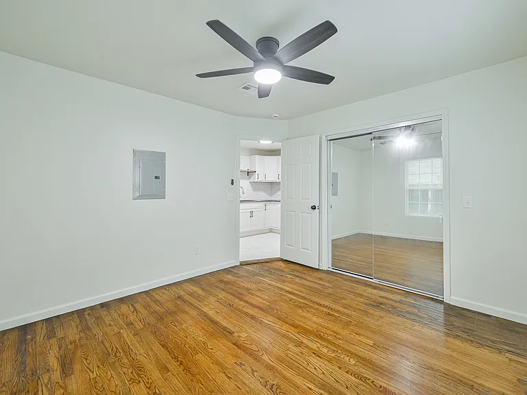 1524 NW 45th St — Photo 12