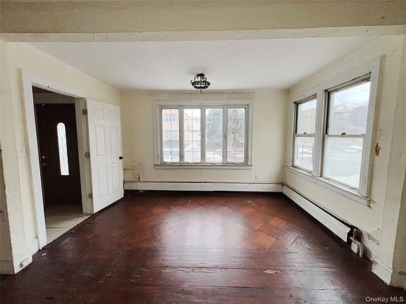 4th image of 13533 234th Place