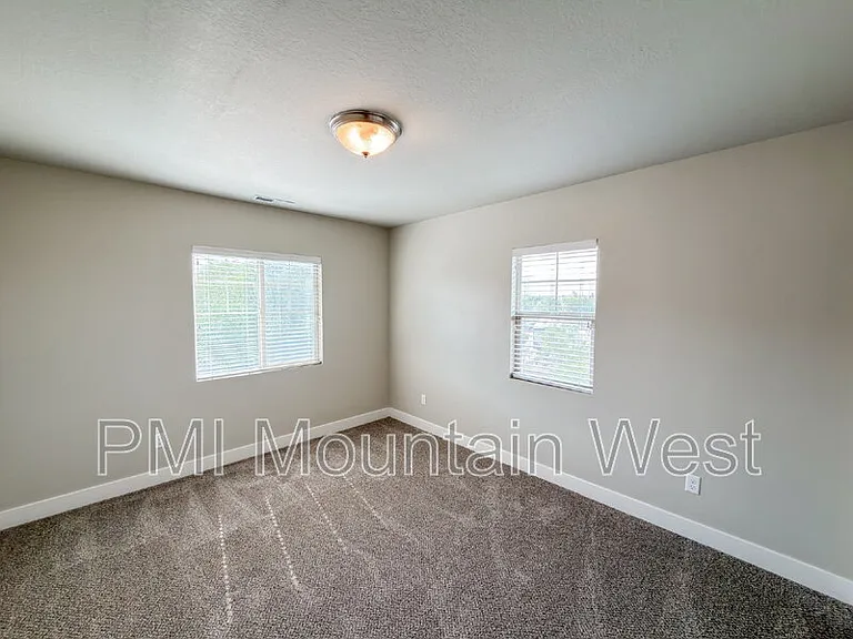 1424 S Mountain View Ct — Photo 27