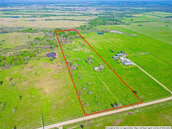 5873 SE County Road 2050, Corsicana, TX 75109