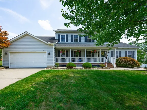 124 Red Oak Dr, Seville, OH 44273