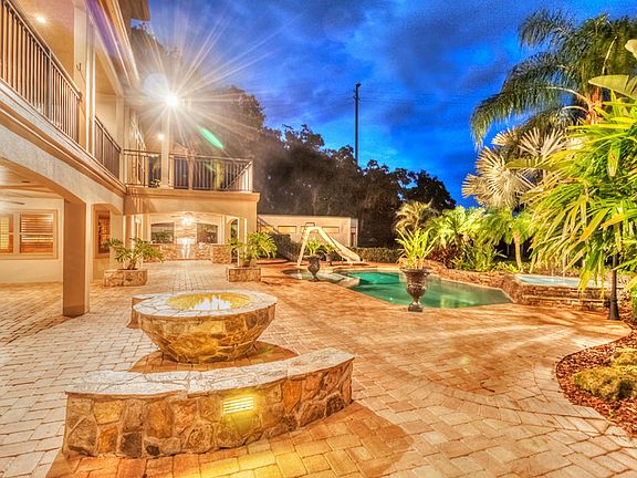 4th image of 345 Coquina Ave