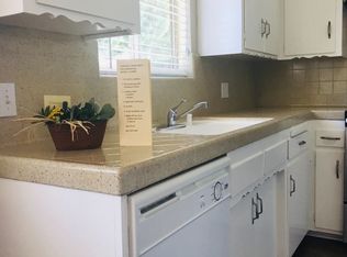 6243 Comstock Ave APT J, Whittier, CA 90601