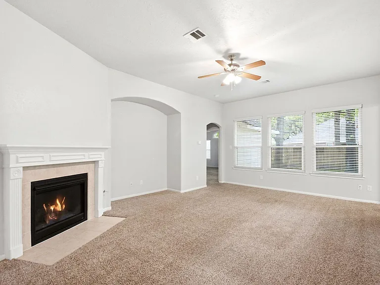 31710 Midlake Park — Photo 11