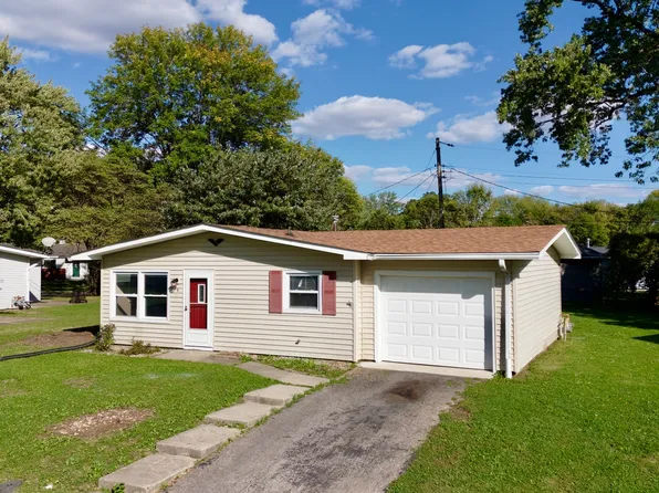 814 Carlin Dr, Shelbyville, IN 46176