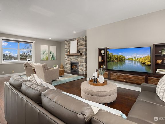 5th image of 2669 NE Lillehammer Lane