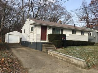 1815 Saint Elmo Ave NE, Canton, OH