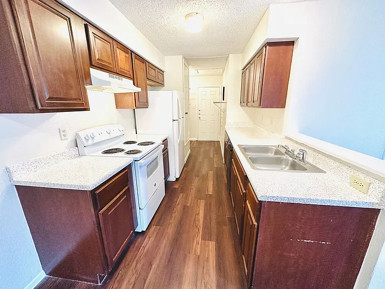 12505 Turtle Rock Rd — Photo 1
