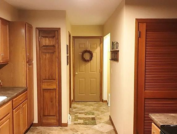 5th image of 1245 Almond Dr