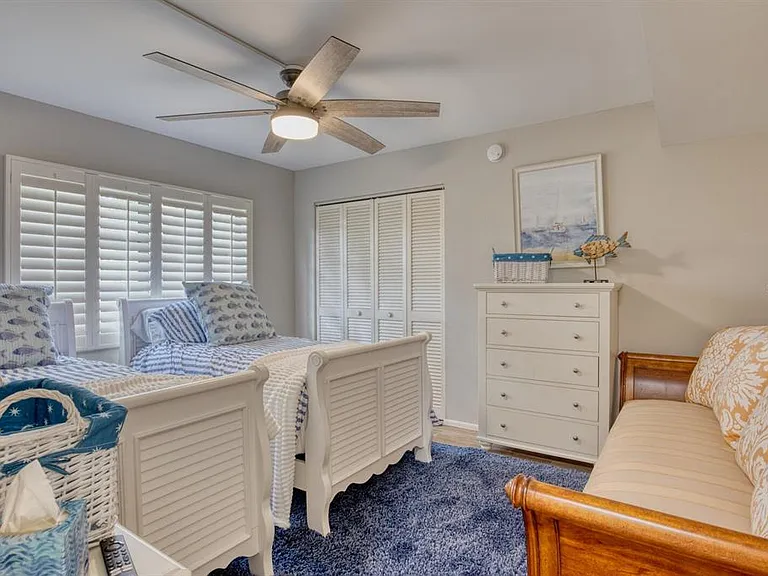 5640 Golf Pointe Dr #101 — Photo 25