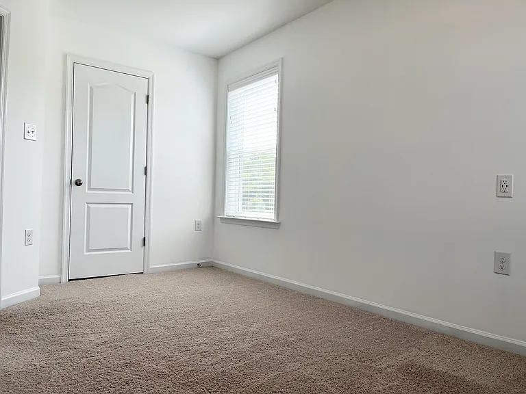 100 Oflannery Ct — Photo 21