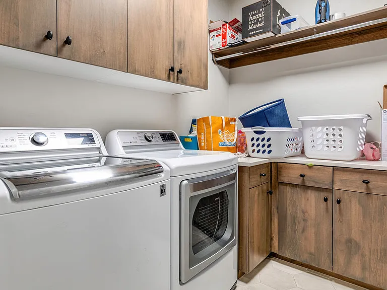3419 E Rincon St — Photo 55