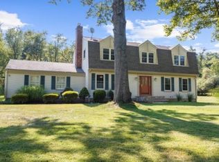 70 Lilac Dr, Annandale, NJ 08801