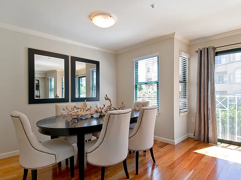 650 Chestnut St #302 — Photo 6