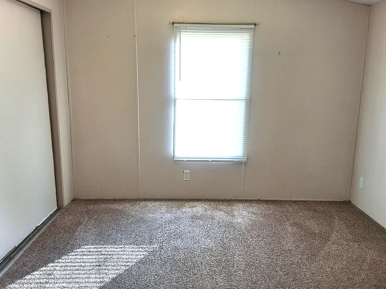 4972 Strasburg Rd — Photo 12