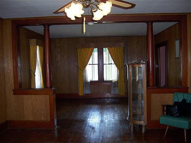 2nd image of 113 Beach Rd