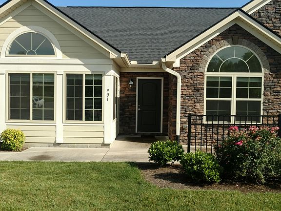 3rd image of 901 Pryse Farm Blvd