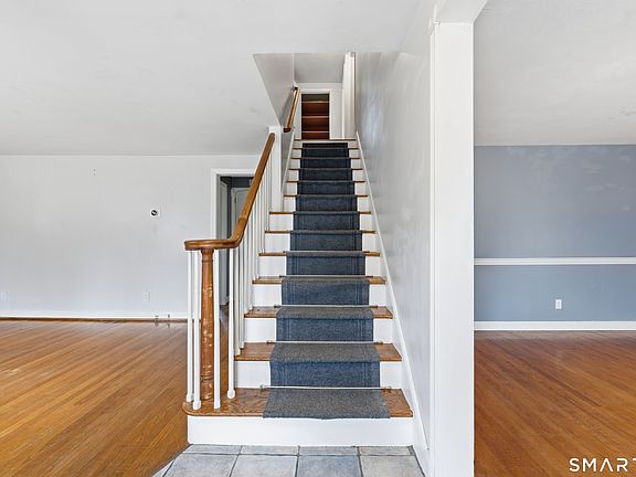3rd image of 71 Hatch Street