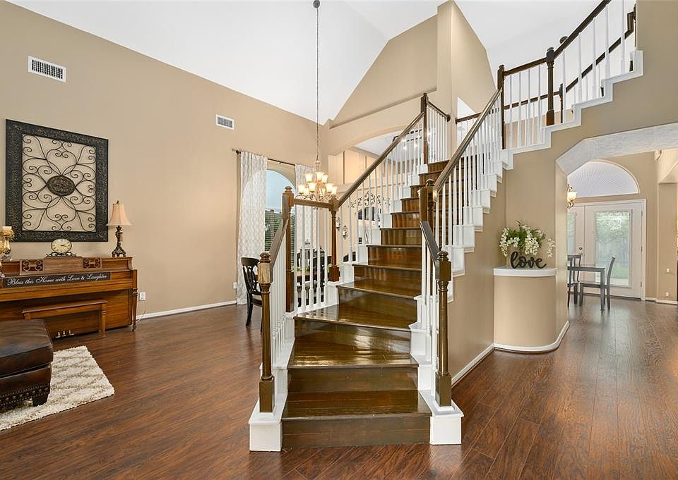 1st image of 3810 Parkfield Pl