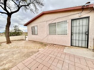 425 E Thoroughbred St #1, Tucson, AZ 85706