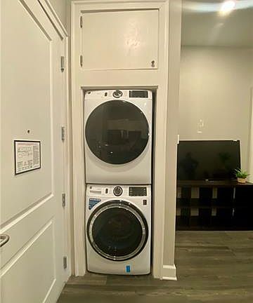 4th image of 1035 Gallier St #1103