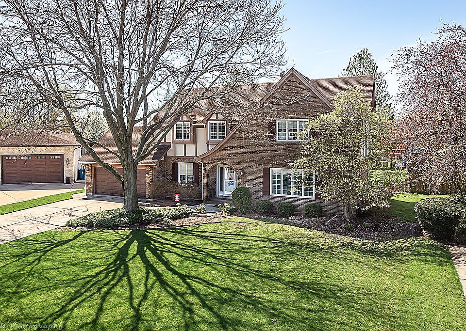 1st image of 6159 W 125th Pl