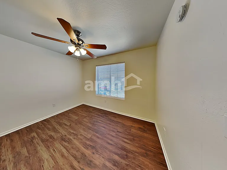 539 S Apache Dr — Photo 21