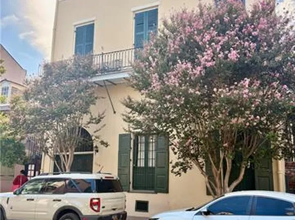 1119 Dauphine St APT 11, New Orleans, LA 70116