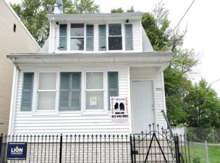 331 21st St, Irvington, NJ 07111