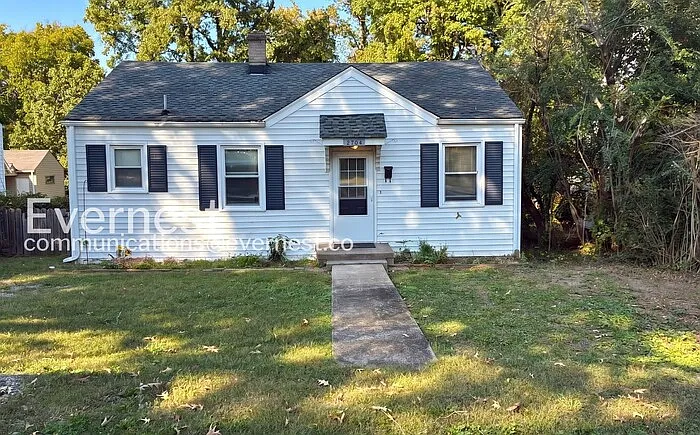 2 bed, 1.0 bath, 768 sqft, $1,595 — Photo 1