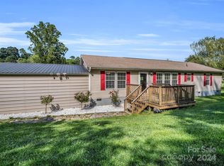 156 Milksick Cove Rd, Candler, NC 28715