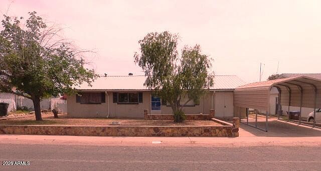 1st image of 303 W GREENWICH Road