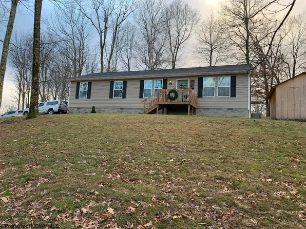 1929 Mount Nebo Rd, Buckhannon, WV 26201