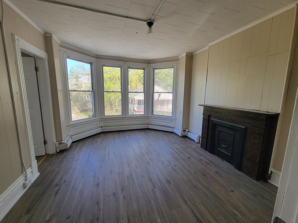 1st image of 98 Ingalls Ave #2