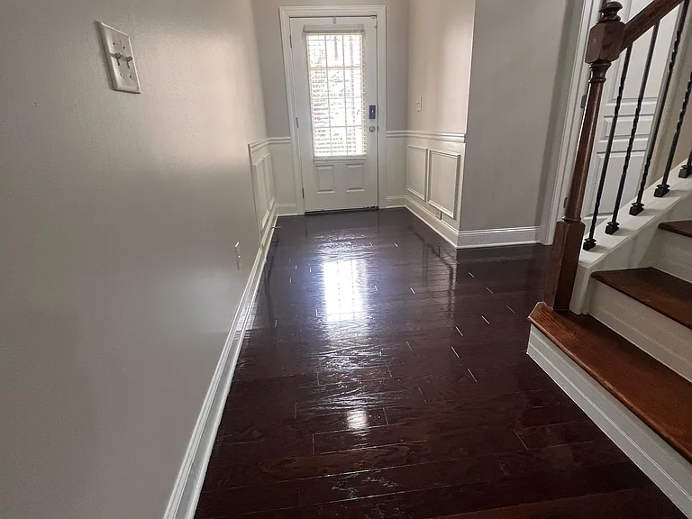 740 Middleton Pl — Photo 9
