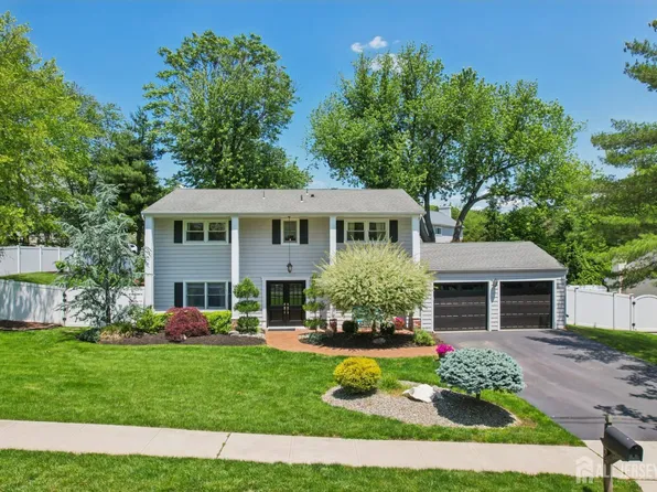 35 Poet Dr, Matawan, NJ 07747