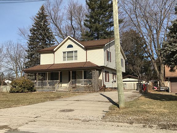 2nd image of 23819 Glenwood