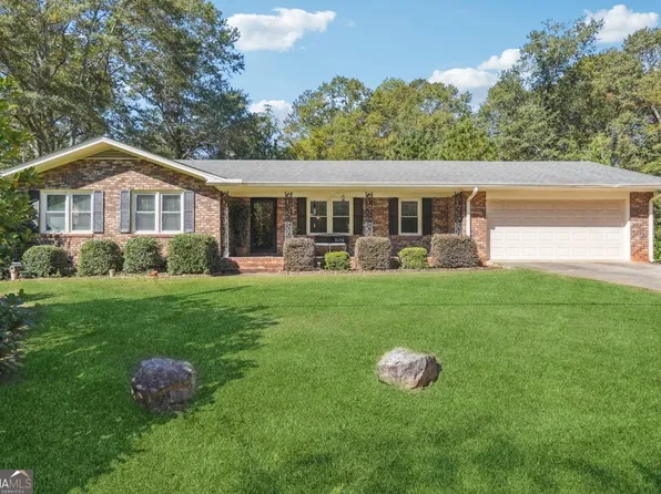 130 Seagraves Dr, Athens, GA 30605